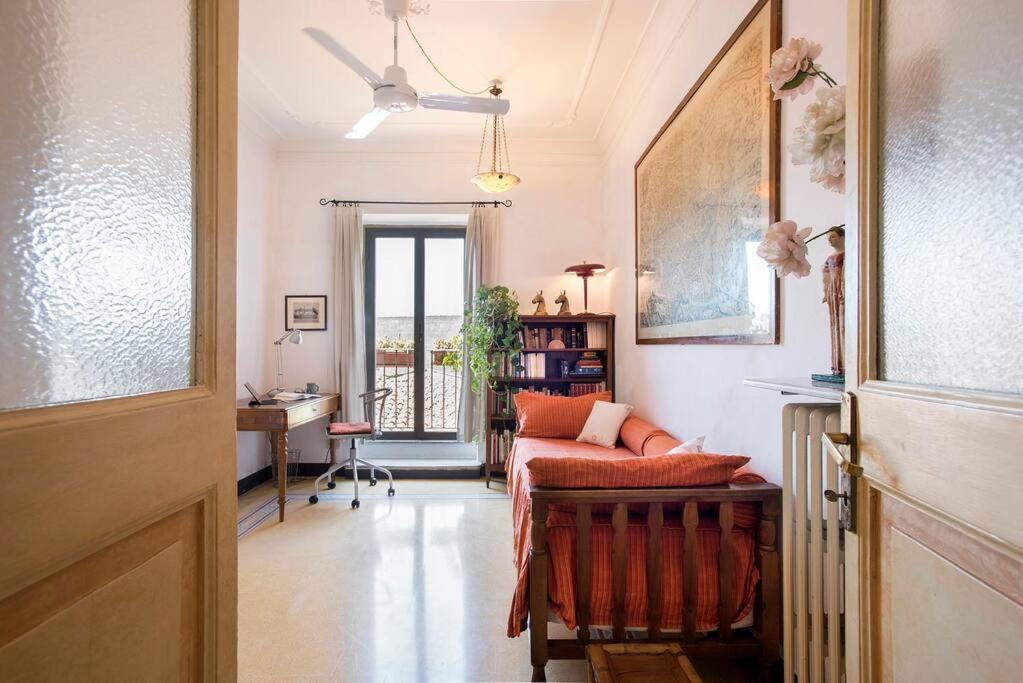 The Family In Monti Apartment